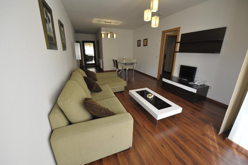 Apartamentos Turisticos Veladiez La Lastrilla Kamer foto