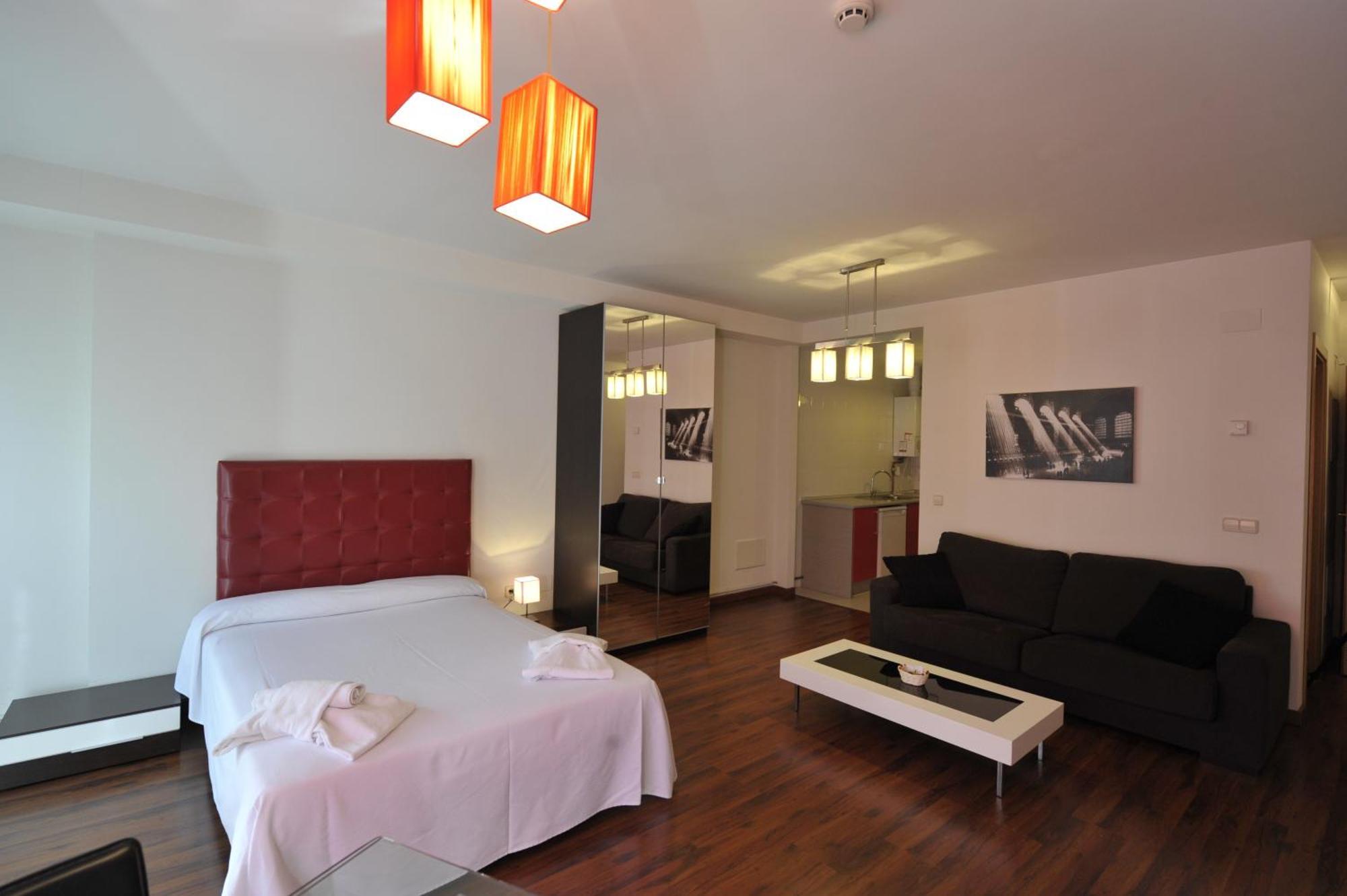 Apartamentos Turisticos Veladiez La Lastrilla Buitenkant foto